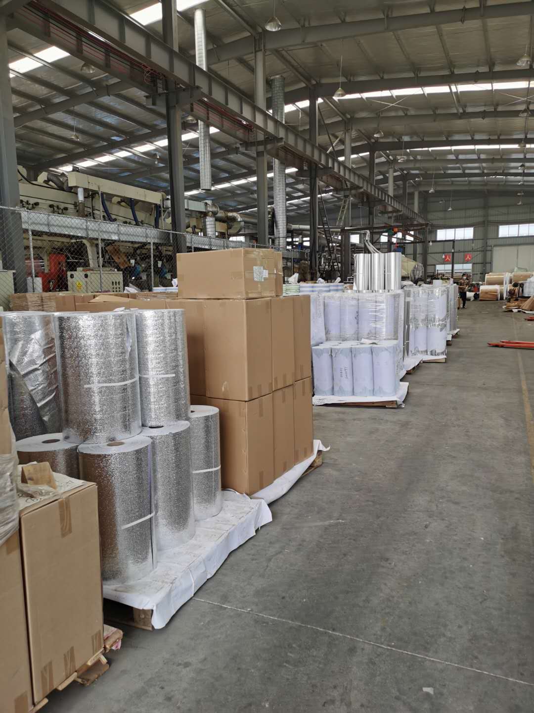 Removable Floor Sticker Waterproof PVC Flooring with Self Adhesive Installation