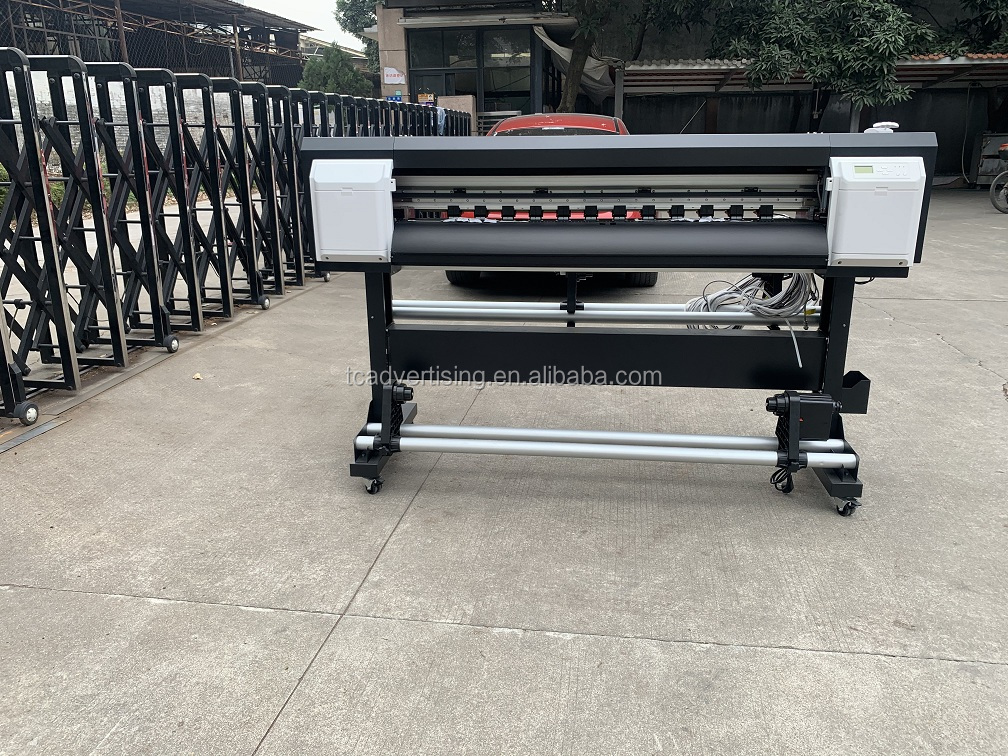Digital UV Inkjet Vinyl Sticker Printers 1.3m With Hight Resolution 1440dpi