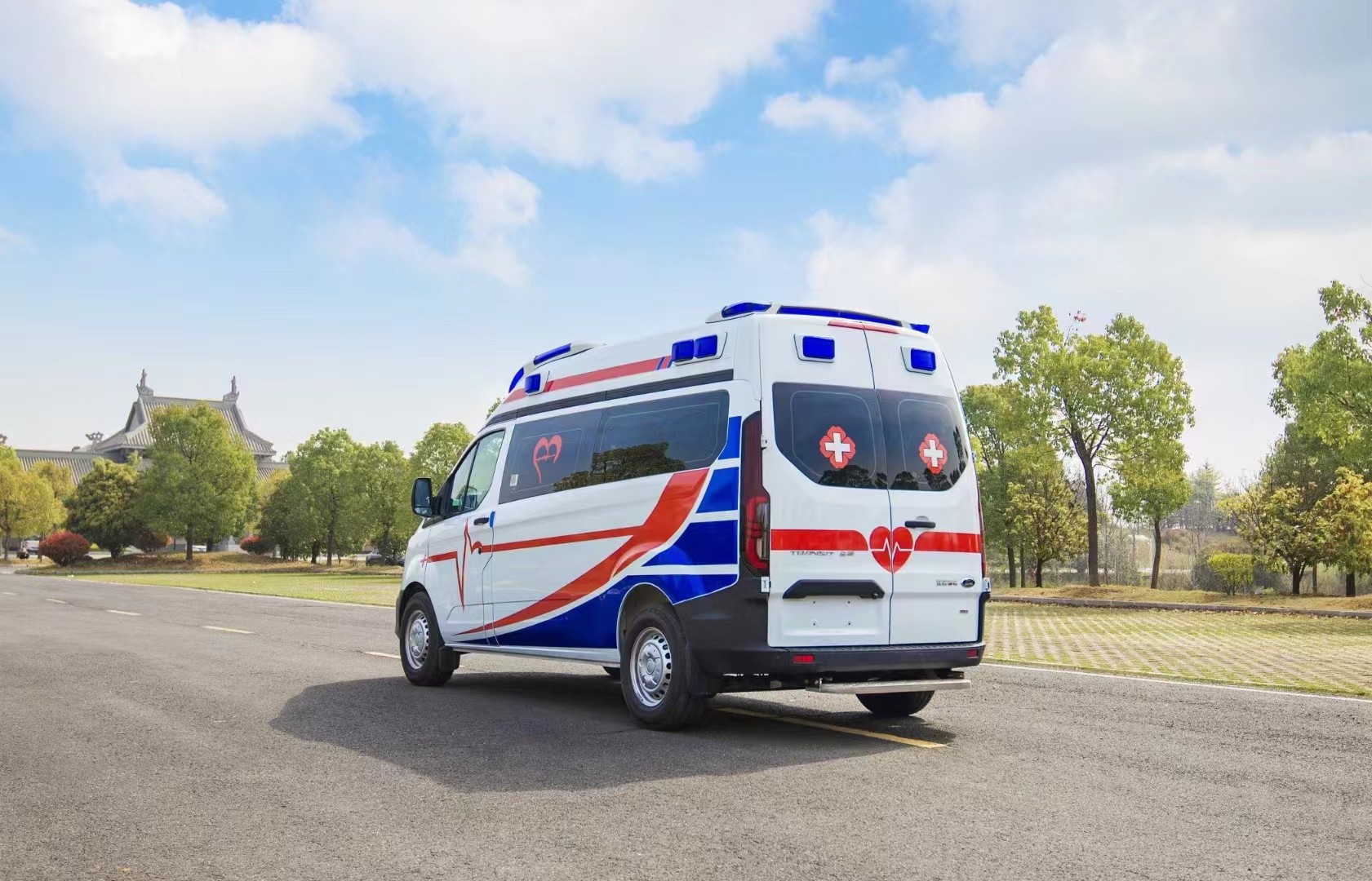 3495KG Left Hand Drive Ambulance Euro 5 Standard New Ambulance