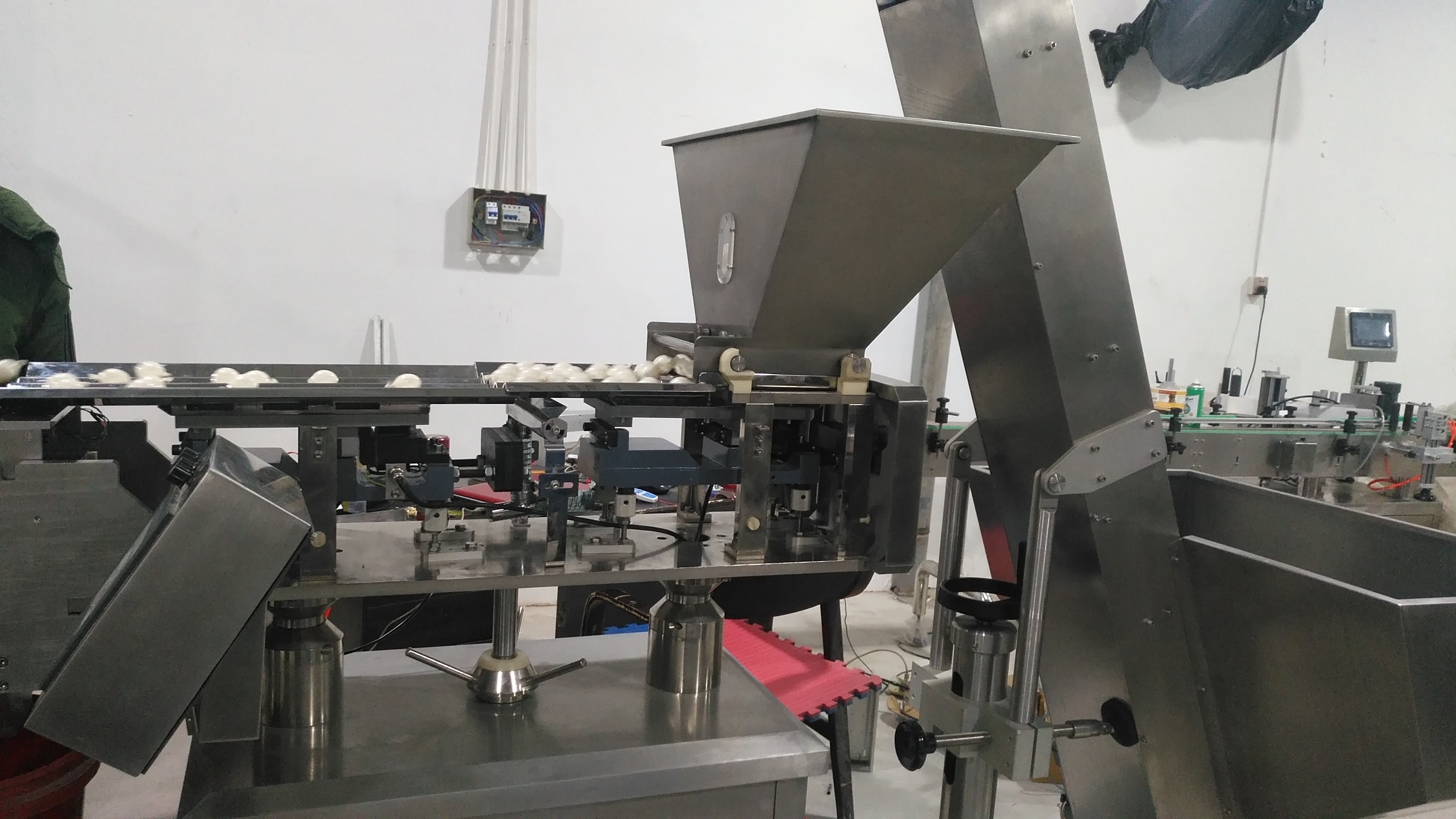 Small Softgel / Tablet Bottle Counting And Packing Machine 10 - 120b/M SS304 Material