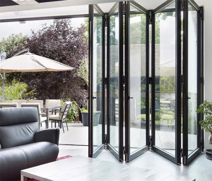 Workshop Heat Insulation K Value ≤2.1 Thermal Break Black Aluminium Alloy Bi-Fold Doors