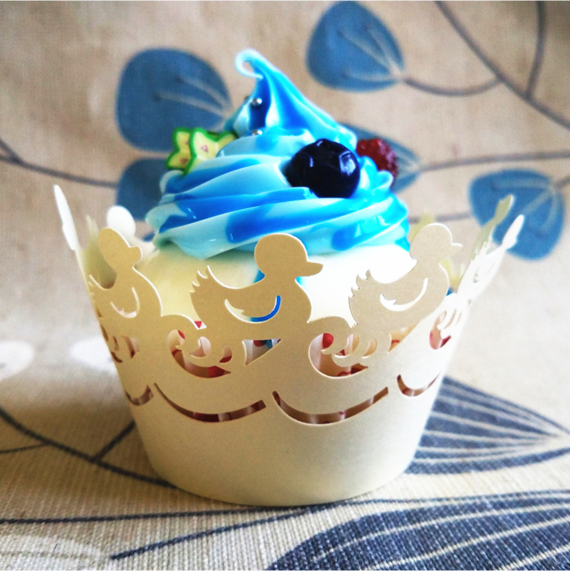 Fancy Wedding Cupcake Paper Holders Offset Printing Matt Lamination Surface