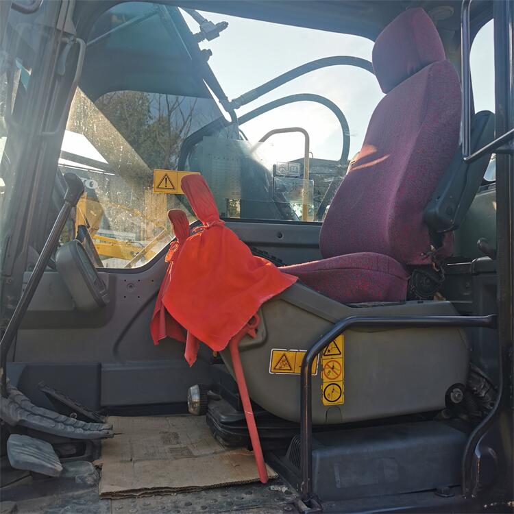 Used Original VOLVO EC210DL Excavator 0.9m3 Bucket Capacity 20500KG Operating Weight