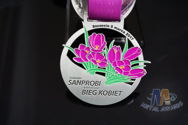 Flower Logo Double Side Sports Metal Award Marathon Medals For Schools Environmental Friendly