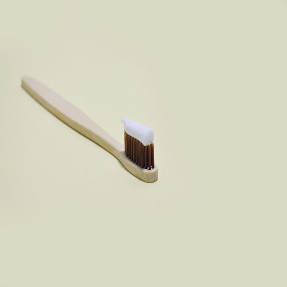 VECMINT Toothpaste - Infused with Melissa officinalis & Green Apple Extracts