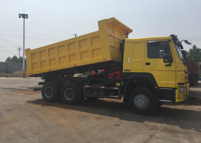 Front Lifting Tipper Dump Truck 4×2 , 4×4 , 6×2 , 6×6 Driving Strong Enough Engine