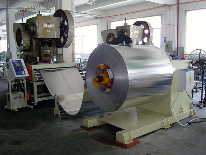 punch feeder