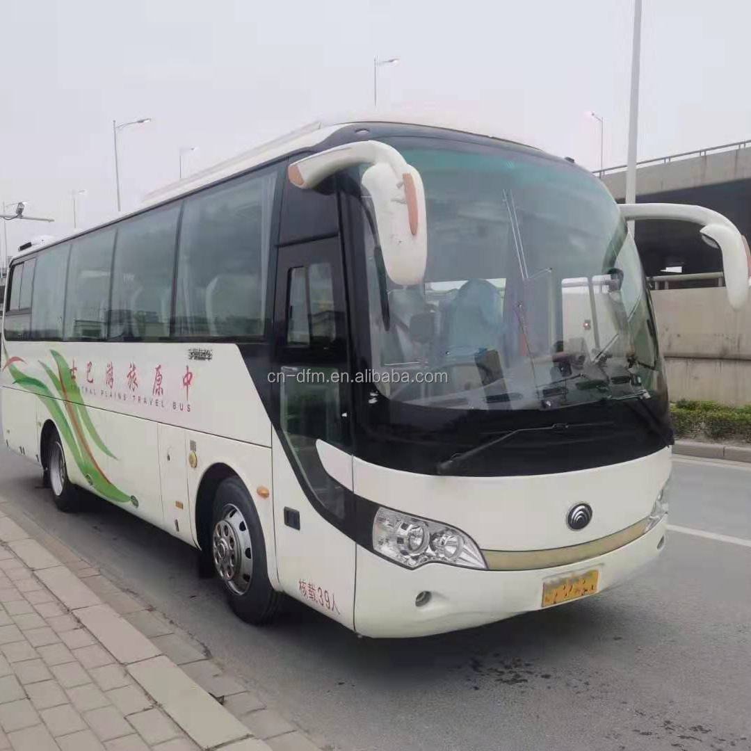 Euro 2 Emission Standard 30 Seats Luxury Coach Bus with Manual/Automatic Transmission