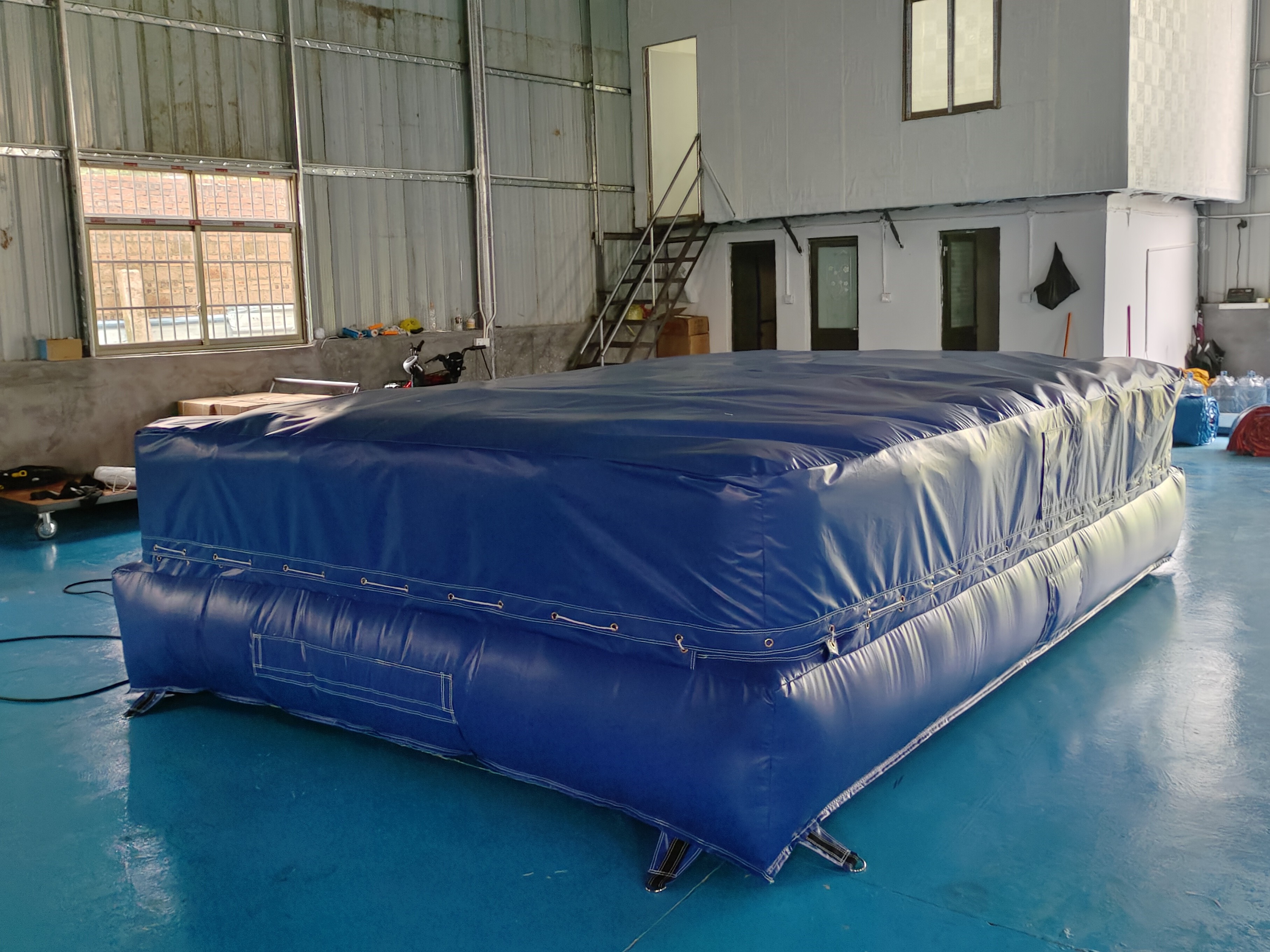 Commercial 0.55mm PVC Tarpaulin Inflatable Sport Game Inflatable Obstacle Course Game For Event