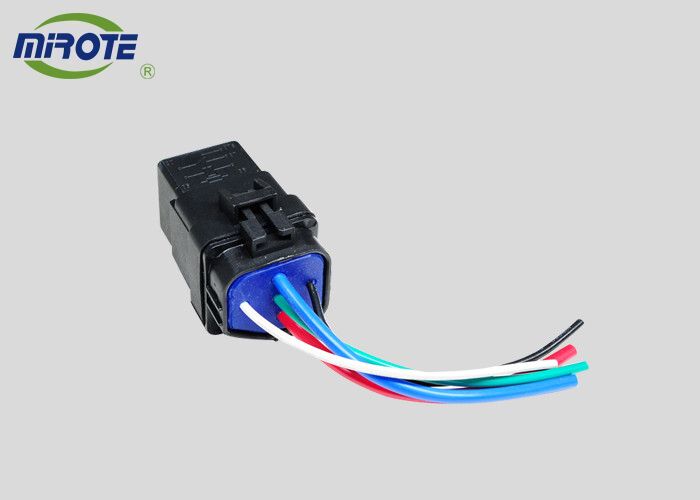 Waterproof , 5 Pin Automotive Relay With Socket Wire Harness 39160-02400 Car Air Conditioner Relay