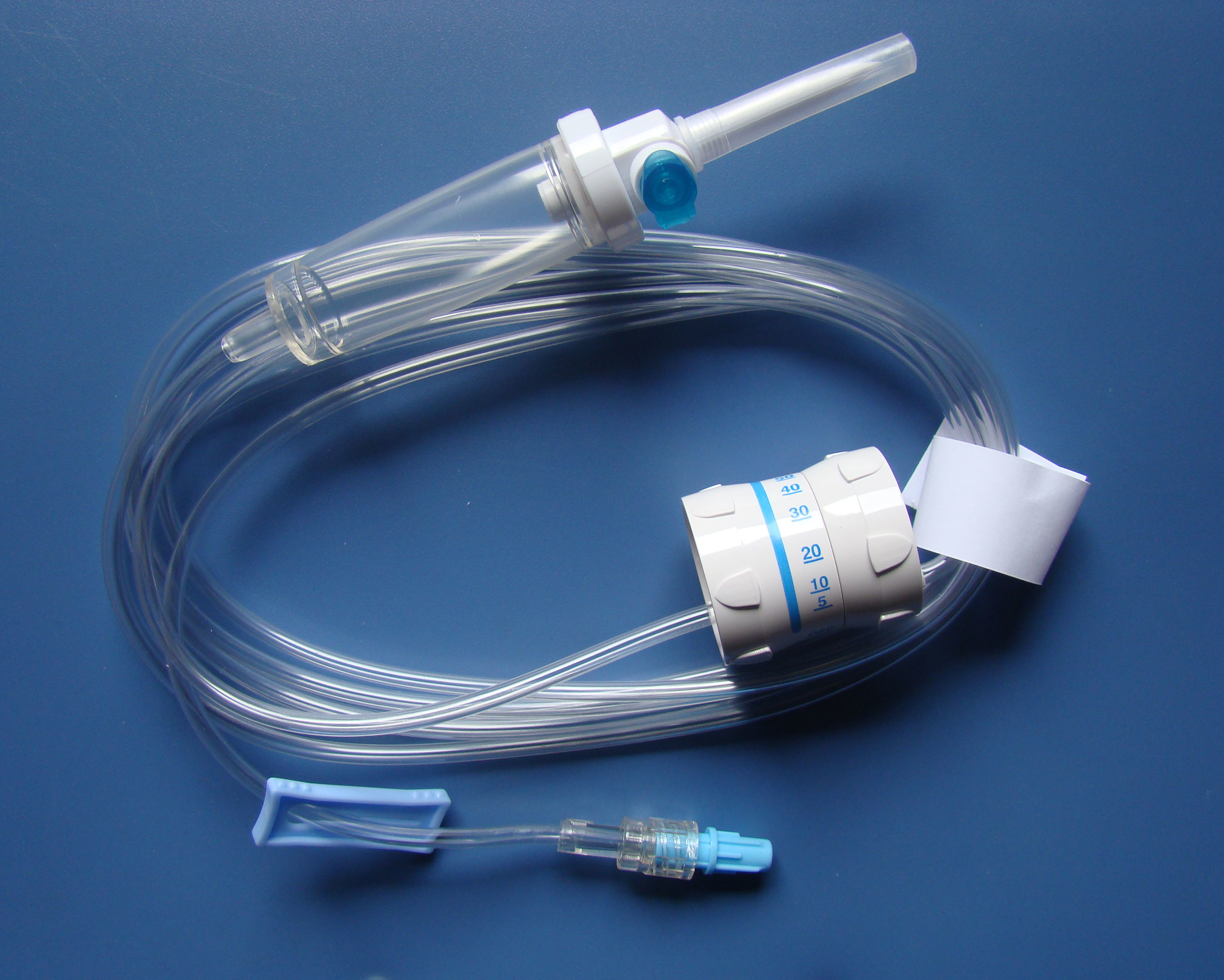 5um Disposable IV Infusion Set With Flexible And Kink Resistant Tube