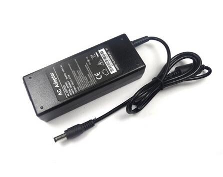 CCTVs 12v Power Adapter Level 5 / Ac To Dc Power Supply Adapter Vertical Type