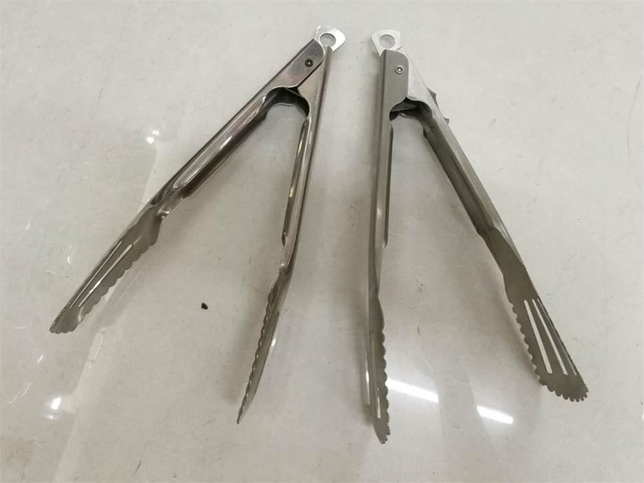 Commercial Buffet Supplies, 9'' / 12'' / 14'' / 16'' Stainless Steel Bread Tong with Locking Handle