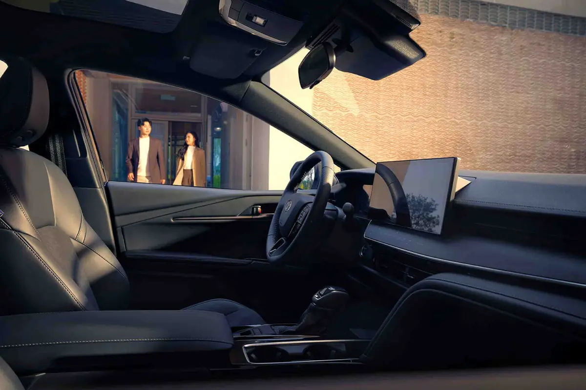Find 2023 Toyota Camrys Left Hand Drive Hybrid Cars in White and Black with Curb Weight of 1555kg at Affordable