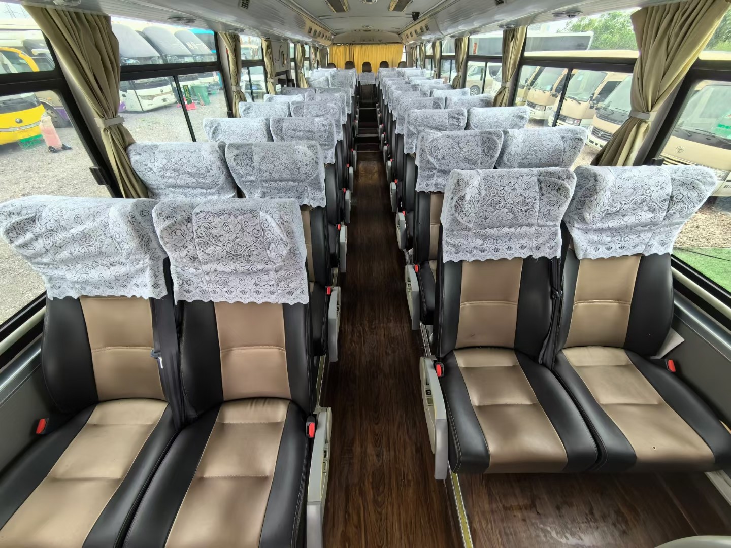 Electric Bus For Sale 48 Seats China Bus Yutong ZK6115 Leaf Spring 2017 Year 300KM Per Charge