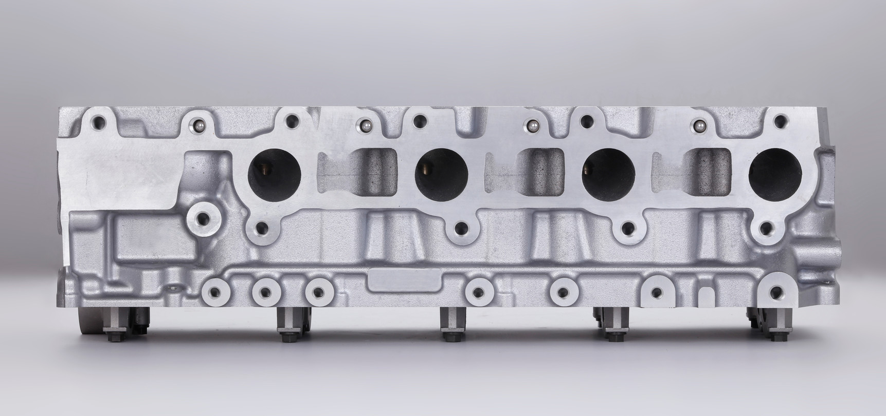 TOYOTA 2KD-FTV Diesel Engine Cylinder Head OEM 11101-30040 Engine Accessories