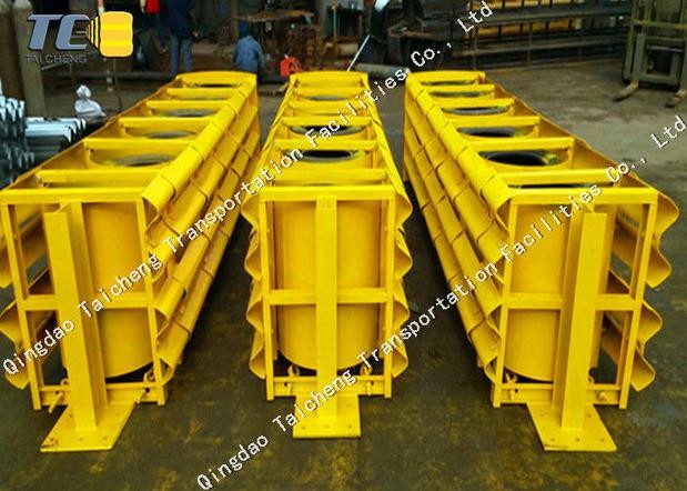 Crash Cushion Bridge Expansion Joints Concrete Steel Barriers Attenuator System