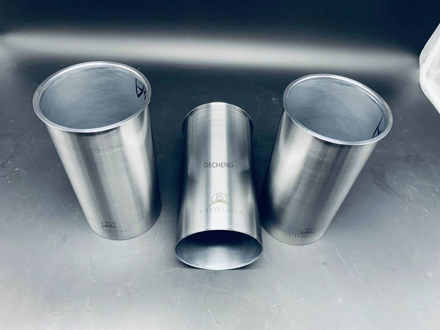 6BD1 Cylinder Liners And Sleeves 102*105*112mm FS1-11261242-0 For ISUZU