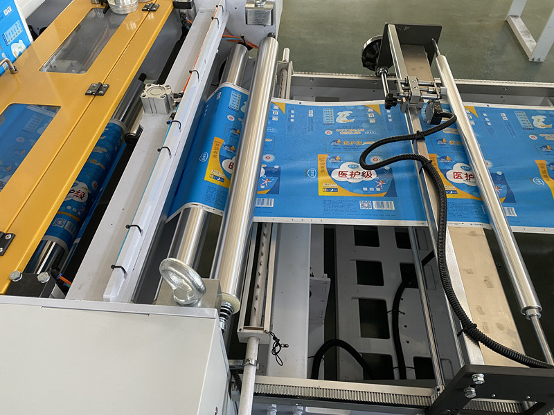 Plastic Film Bronzing Machine Hot Foil Stamping Machine 15kw