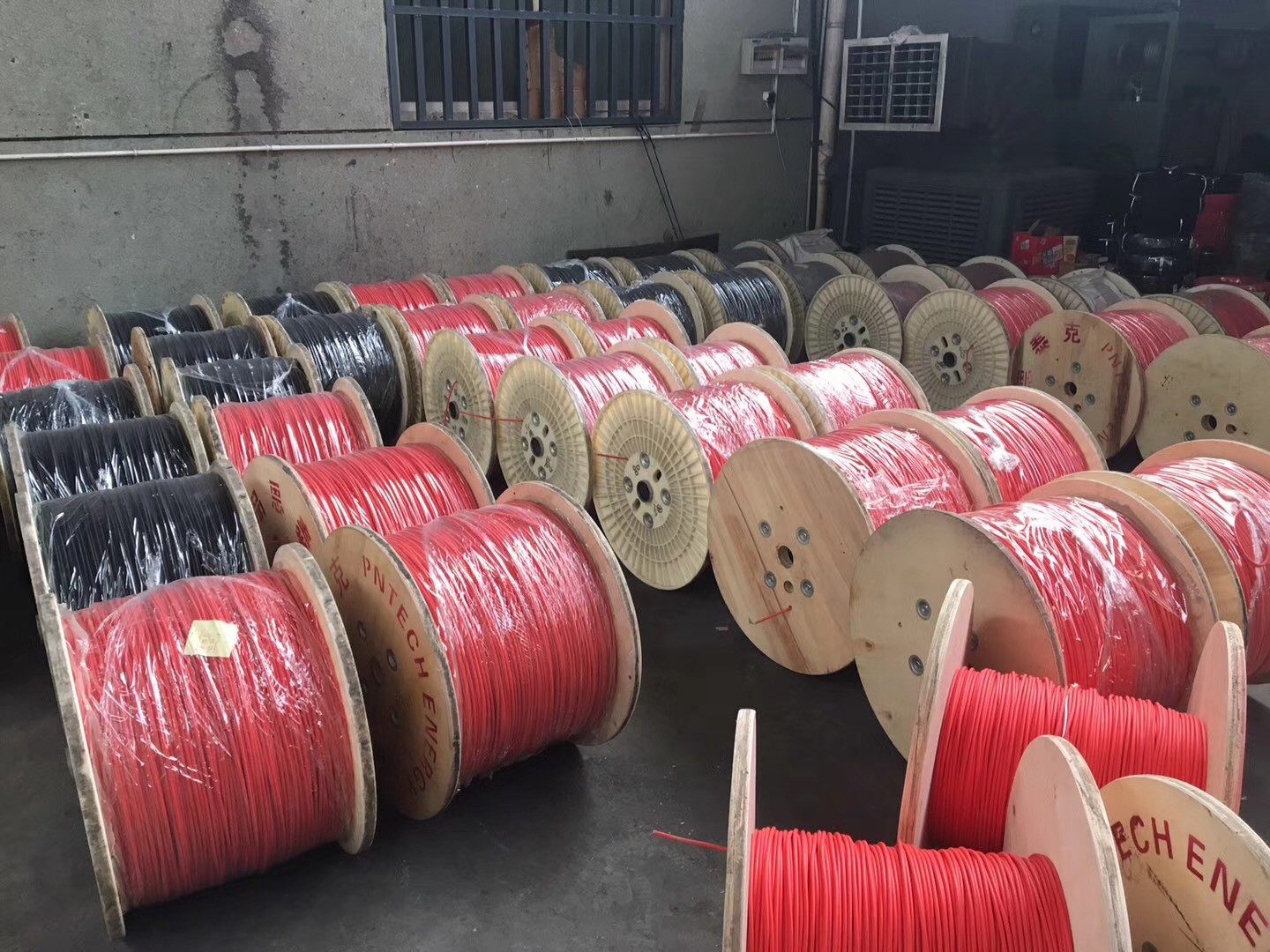 Moistureproof Single Core Wire , Sunlight Resistant 4mm Single Core Cable