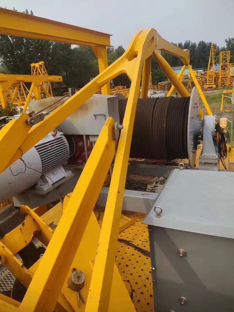 Used 19 Year Yongmao 373 Flathead Tower for Sale, 18 Tons of Bodies, 69 Sections, Interested Parties Contact