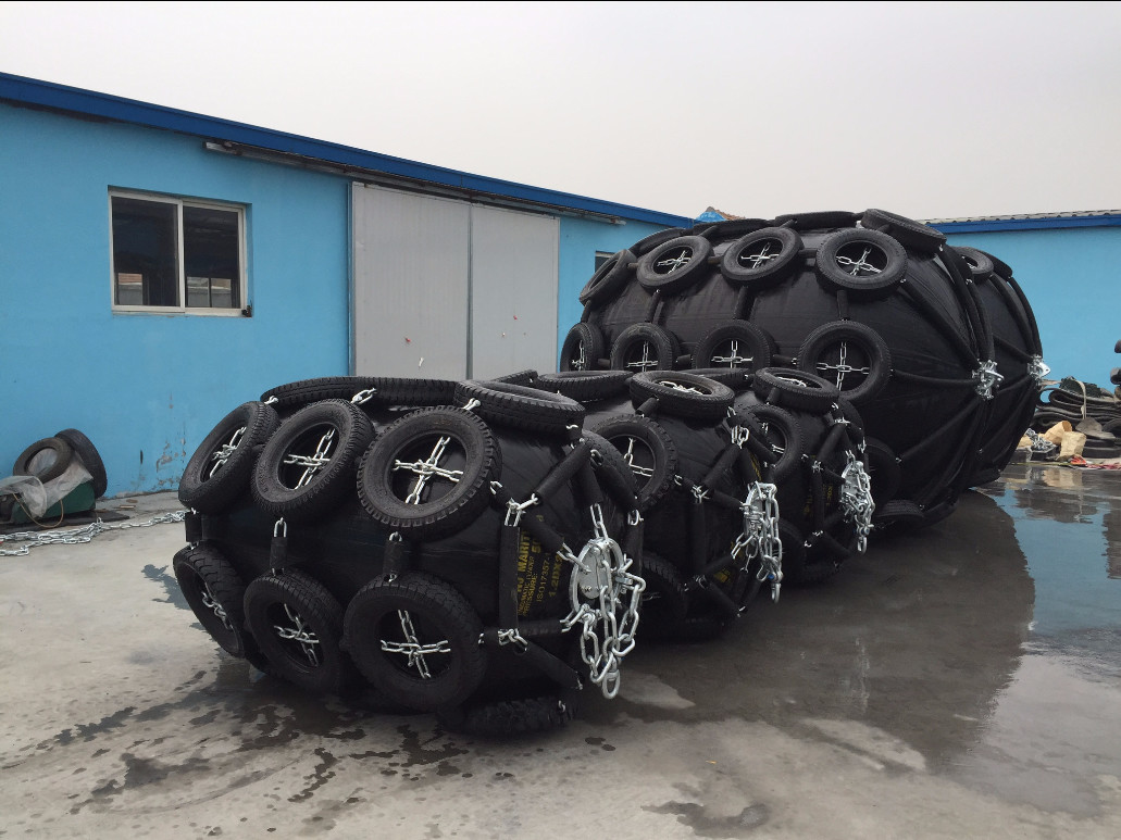 4.5*9m 50kpa Floating Rubber Pneumatic Marine Fender Black
