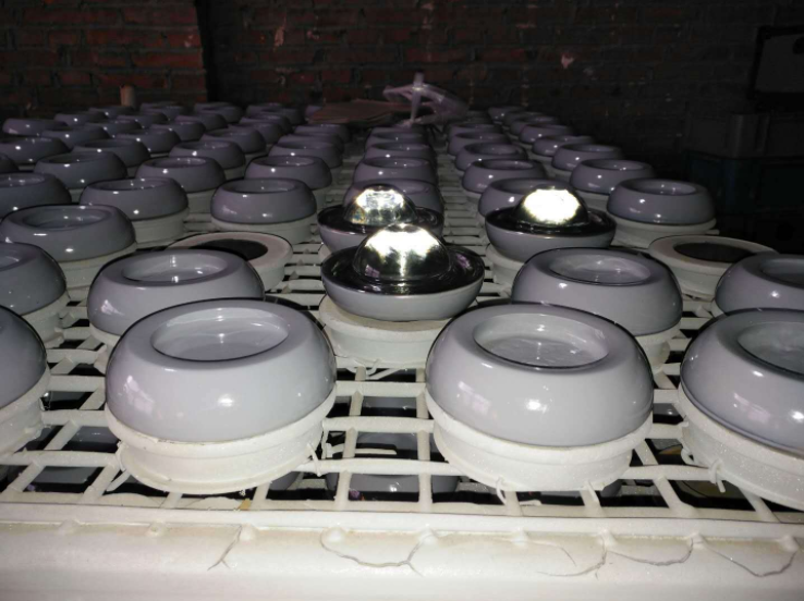 High Reflection Solar Road Stud Cast Aluminum Embedded For Road Warning