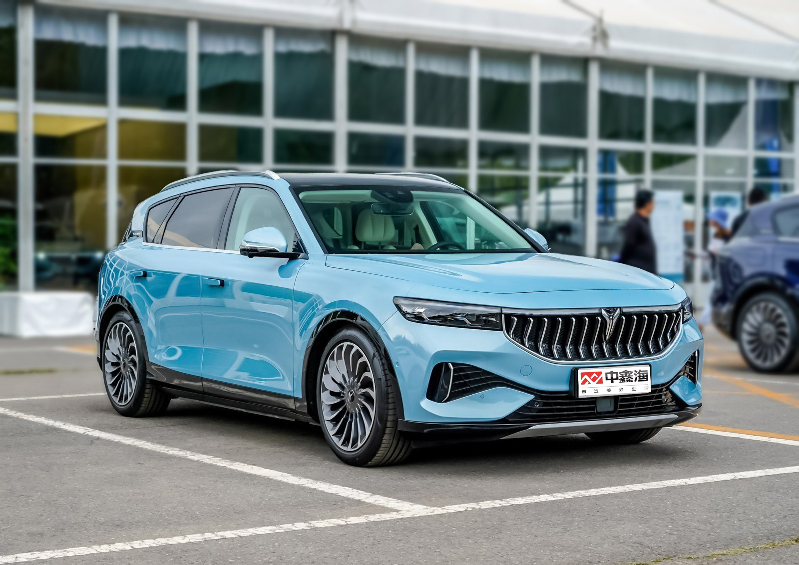 Luxury motorized vehicles china electric four wheel automobiles vehicles VOYAH FREE 2021 four-wheel drive pure electric version