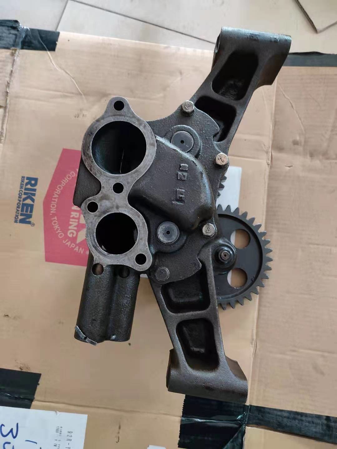 170MM Mitsubishi Spare Parts S6R S12R Oil Pump