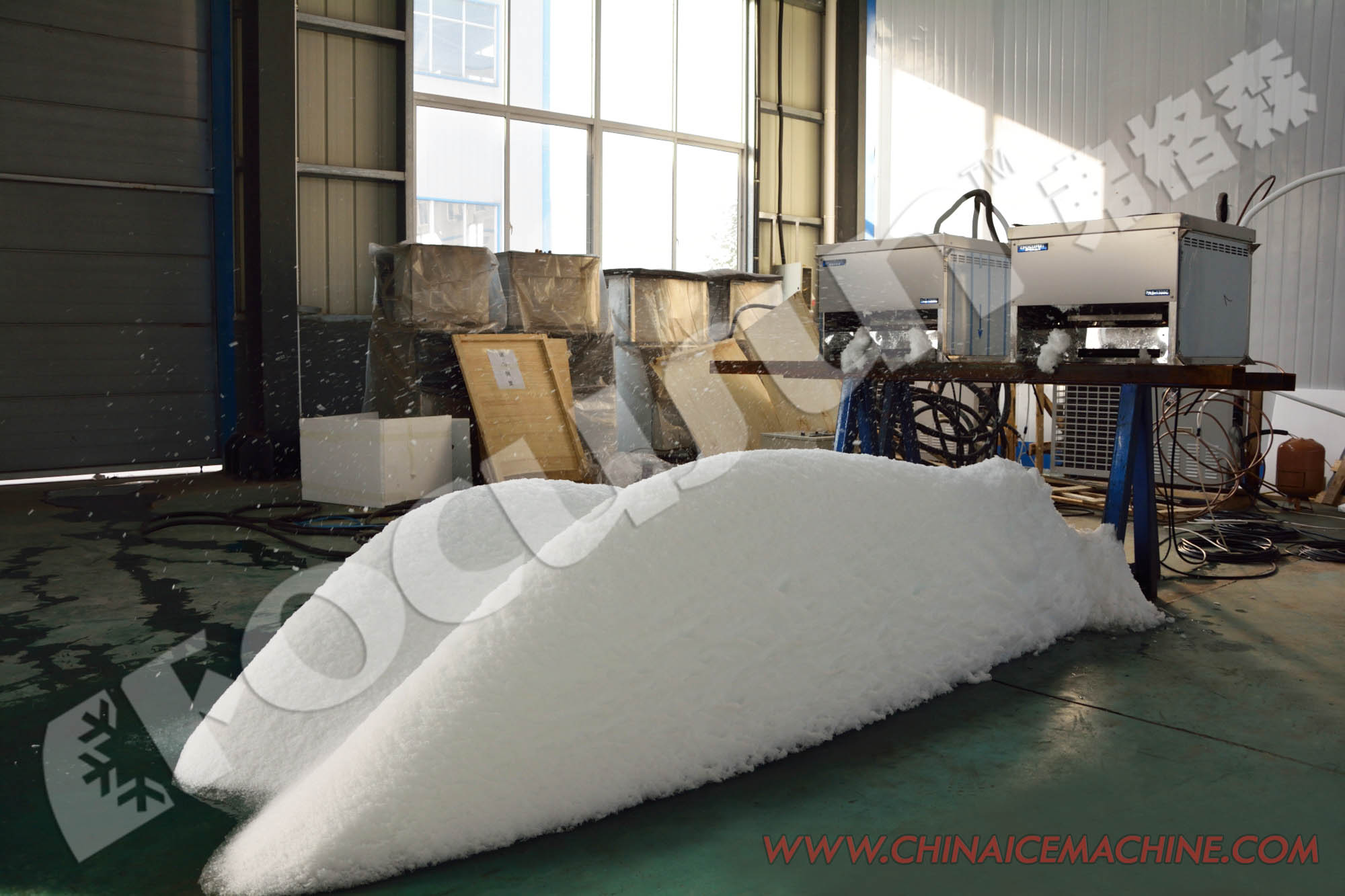 Commercial 600kg Snow Effect Machine for Parties Ice Shape Snow Party Essential