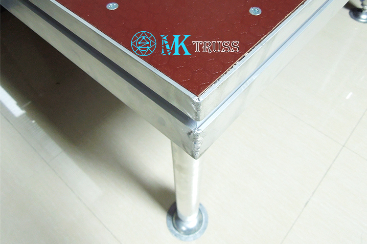 18mm Plywood or Tempered Glass Top Aluminum Outdoor Mobile Event Stages for Stage Show