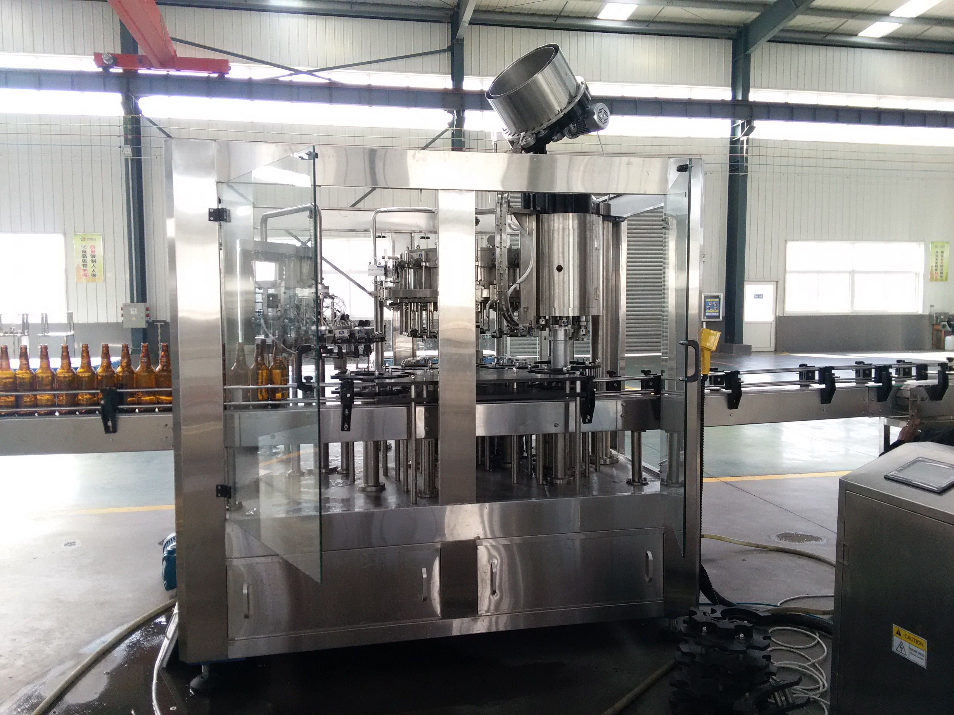 Carbonated Drink Brewery Bottling Equipment Monoblock Machine 1000Bph - 2000Bph