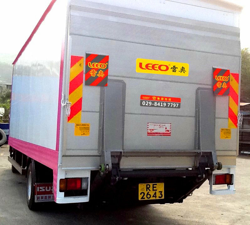 Customized Color 1700mm Truck Lift Gates 700kg Tractor Trailer Liftgate