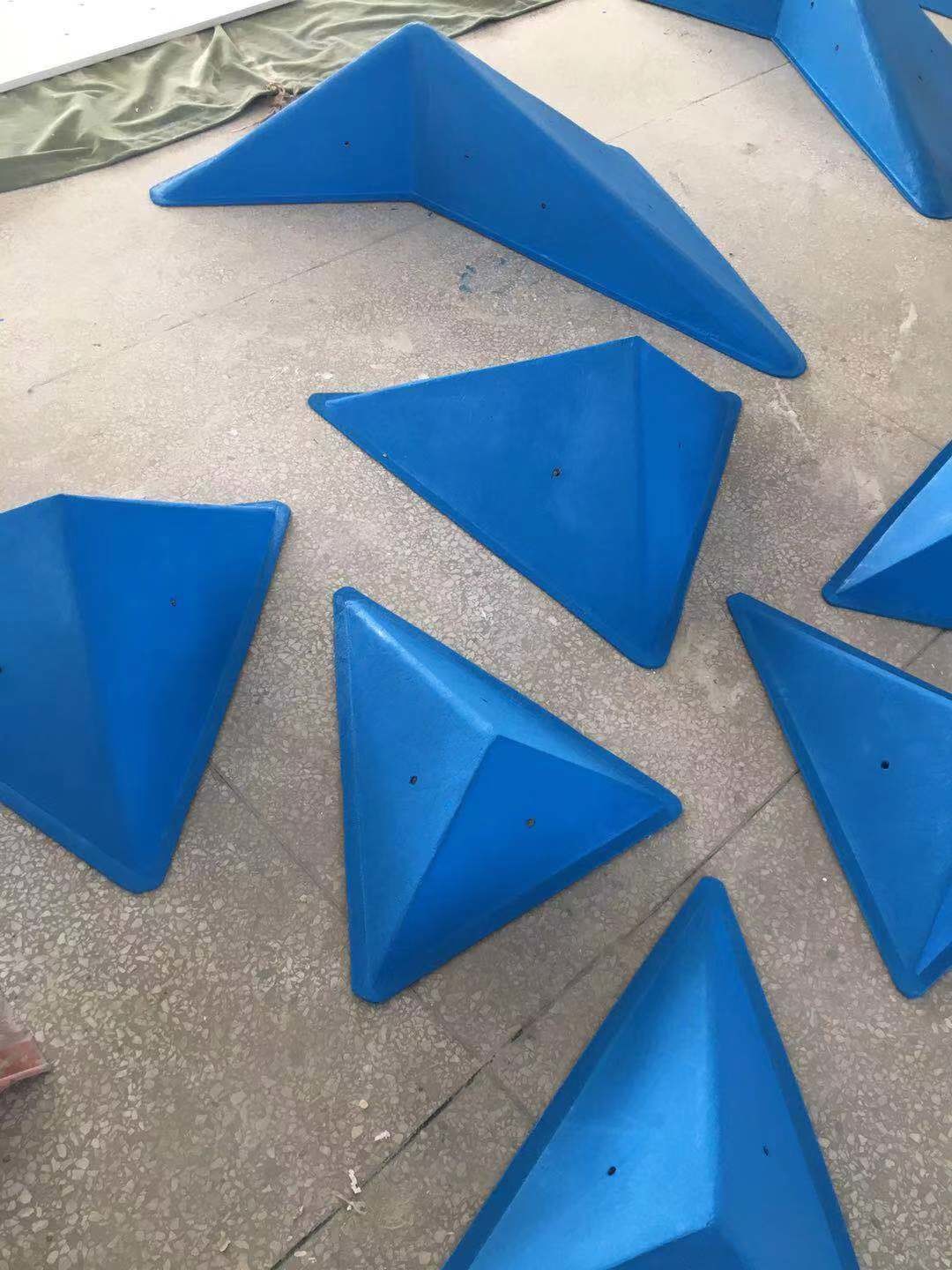 Playground resin Different Rock Climbing Holds Volumes For Adult Climbers