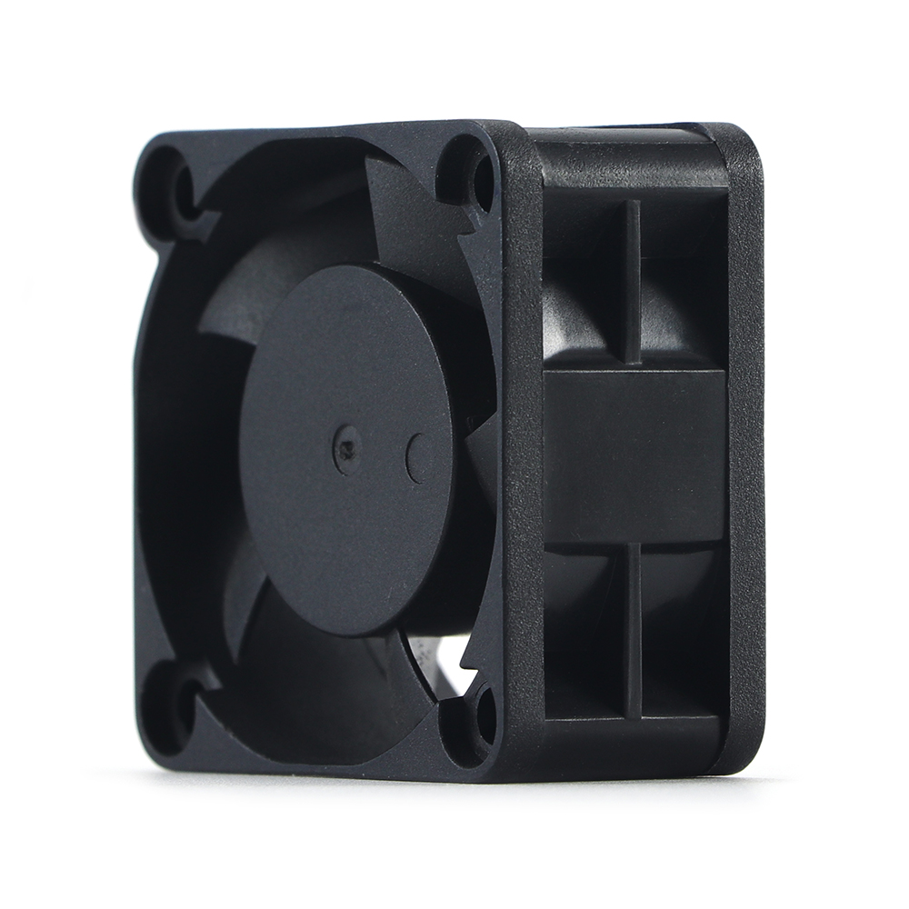 Plastic Free Standing DC Brushless Fan 5V , Industrial 40x40x20 24V Fan