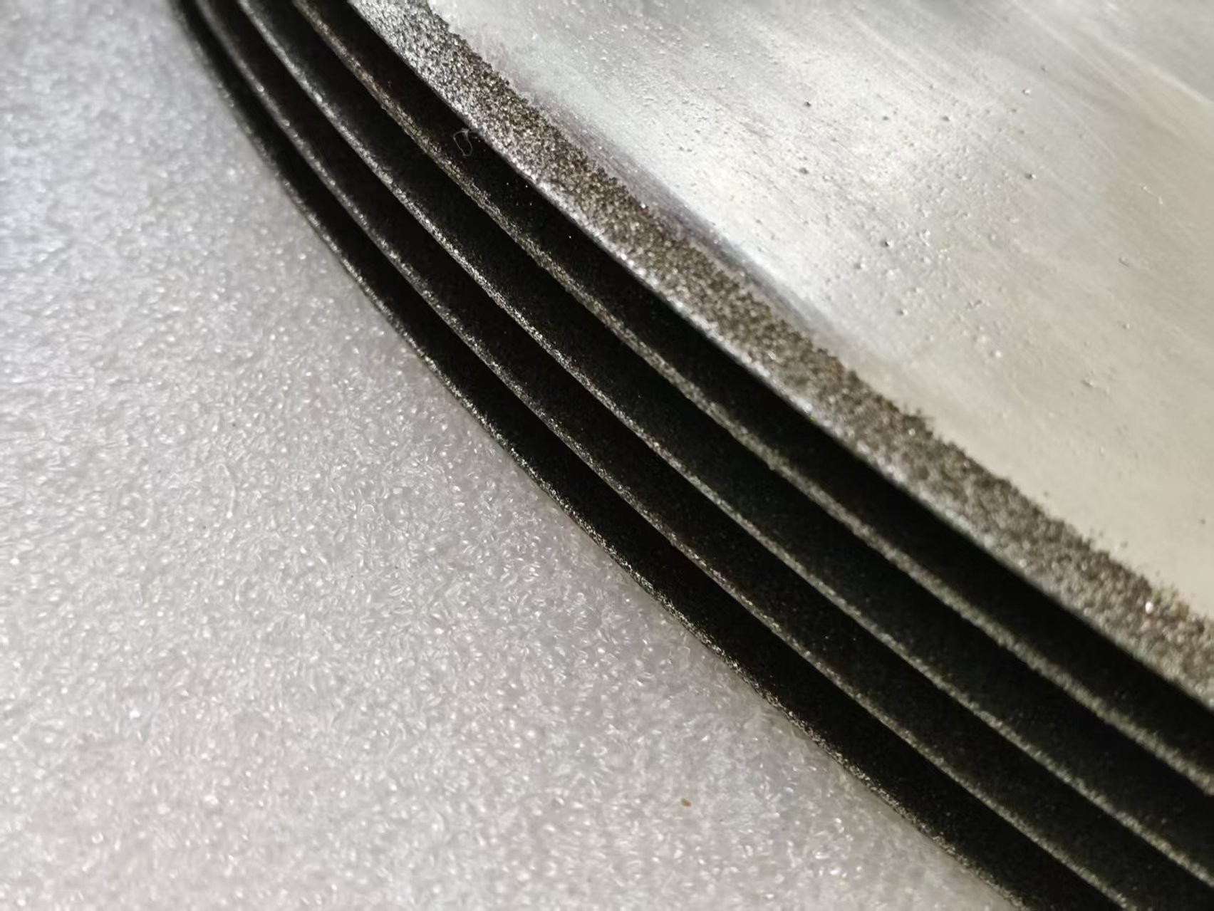 1A1 600*2.5*20*5mm B100/120 Edge Design R0.5 Fillet + 7° Chamfer Electroplated CBN Cutting Disc