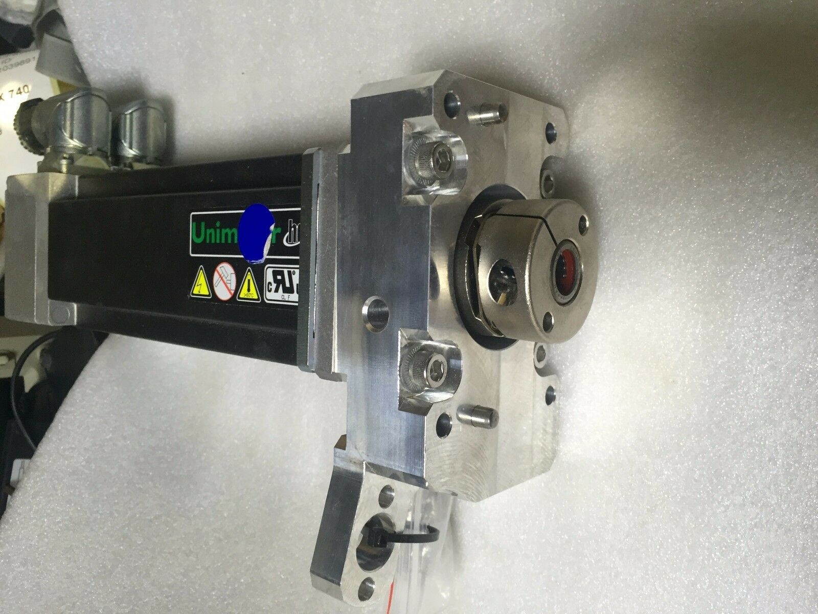 070UDD200XBCRA078140-SHPA new original, black is main color,Control Techniques Emerson Unimotor Servo Motor.