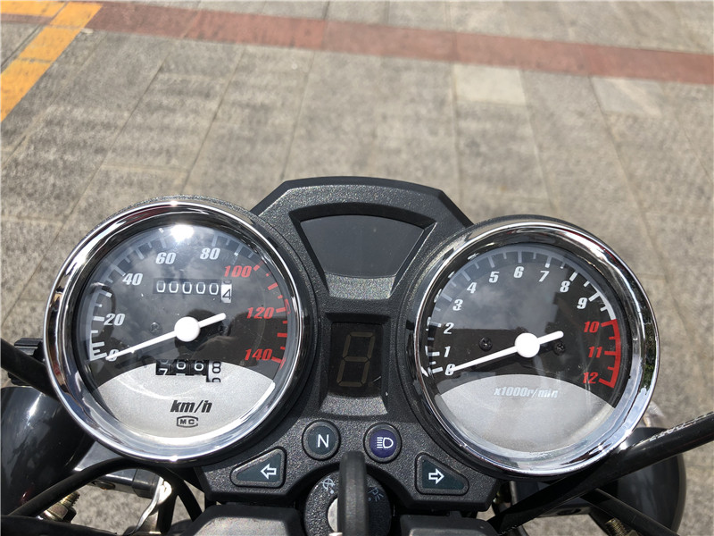 250cc Cargo Tricycle Three Wheels Motorcycle with Tyre 5.00-12 and Open Body Type