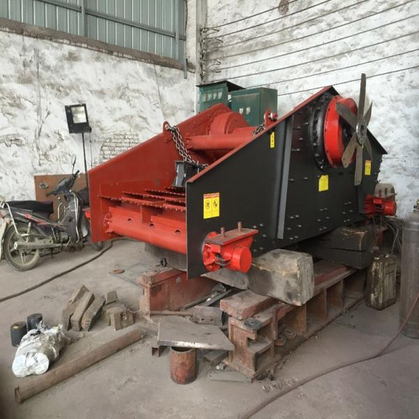 Buy cheap Multiple Layers Vibratory Sand Screening Machine With Diesel Engine product