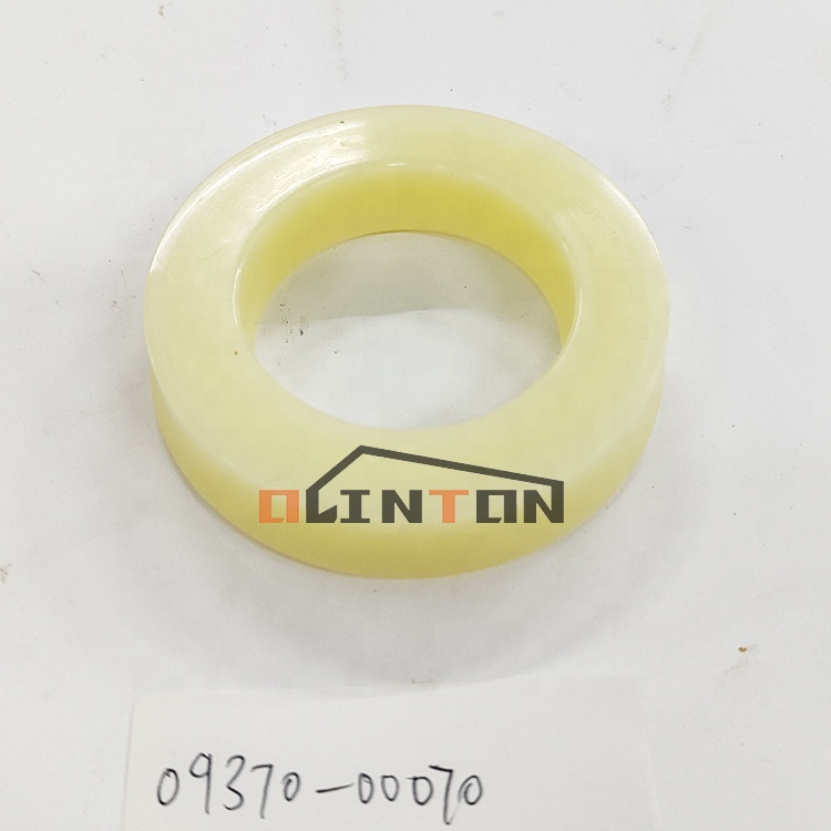Excavator Spare Parts 09370-00070 Idler Cushion U Packing For PC220-7
