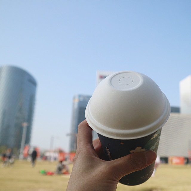 Bagasse Pulp Eco Coffee Cup Lids With 80mm/90mm Diameter For 8oz Cups