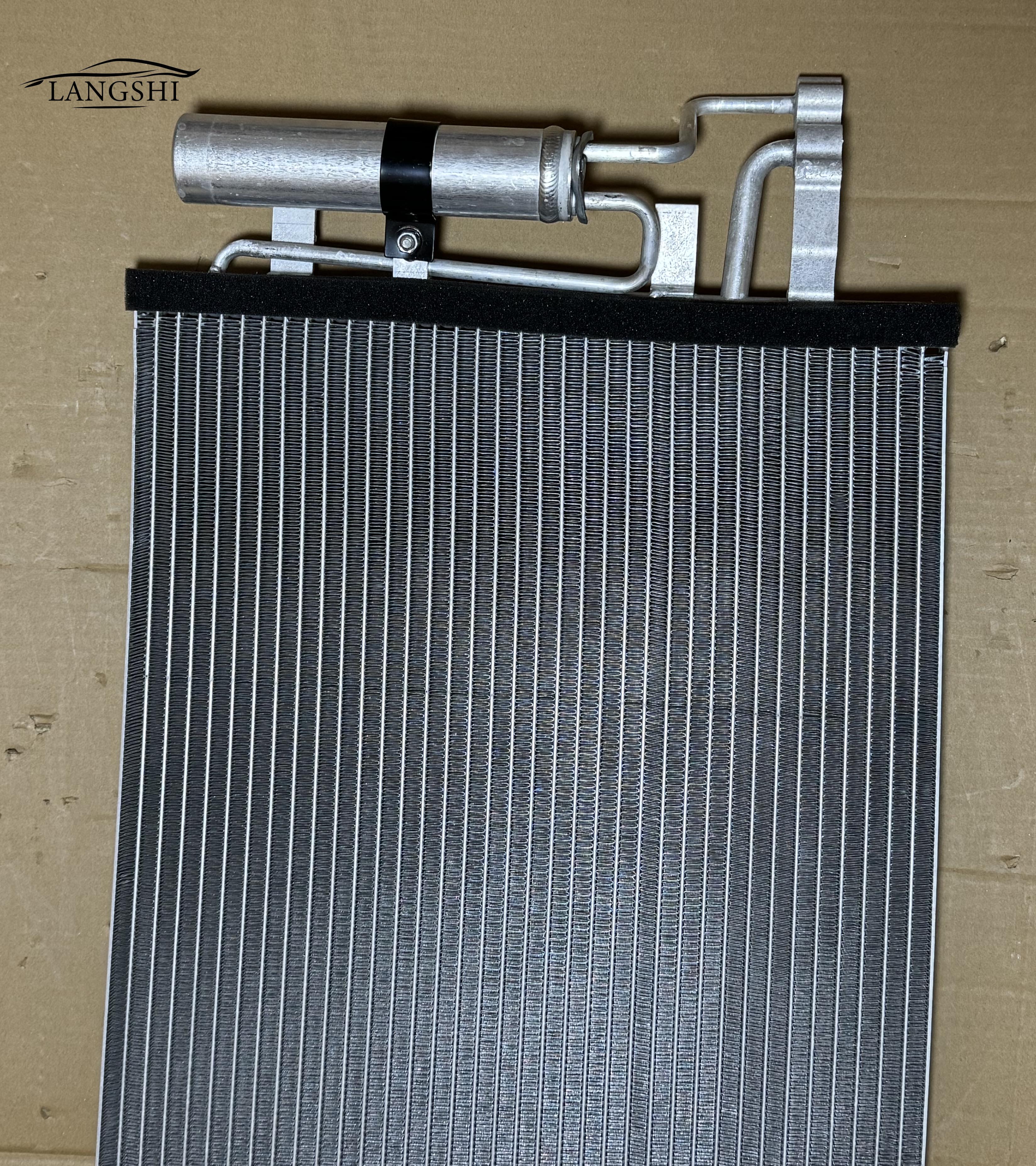 2000-2007 Year OE NO. 9M5919710AA Auto Spare Parts Cooling System Air Conditioning Condenser for Ford FOCUS EDGE MONDEO III Saloon