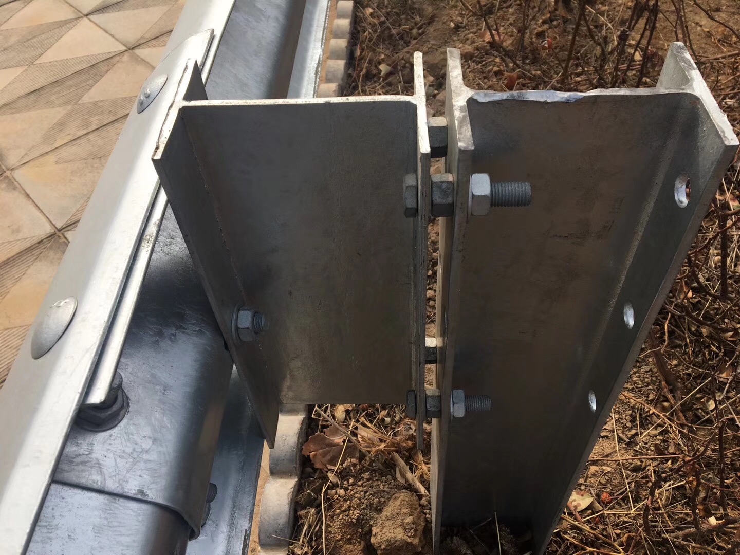 Road Traffic Safe H Post for Security Zinc Coated Galvanized Steel Highway Guardrail
