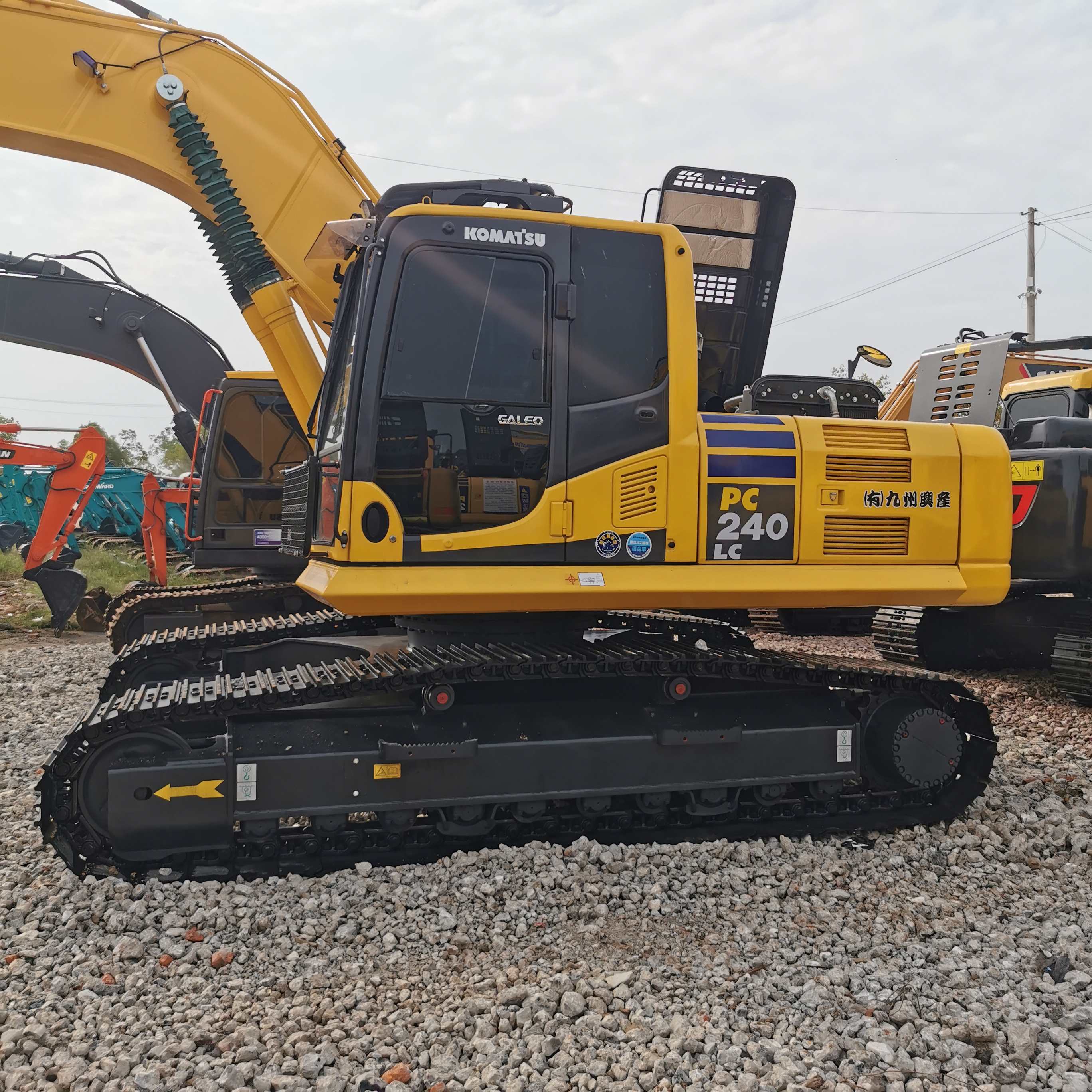 Good Health Guaranteed Original Komatsu PC240-8 Excavator with 125KW Engine at Lower