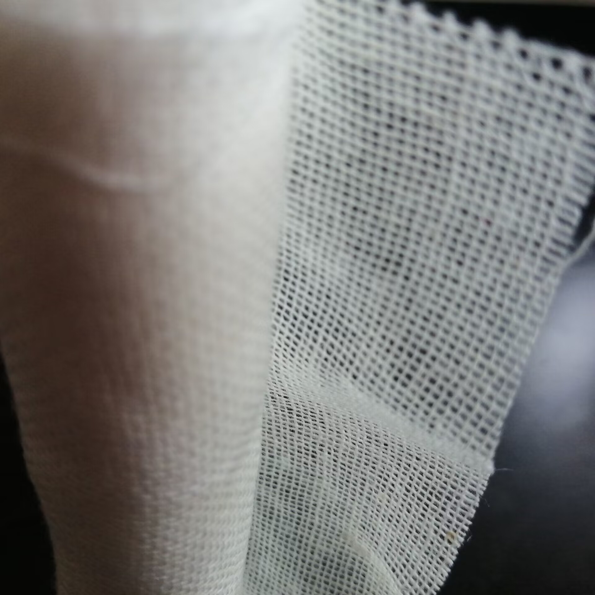 High Adhesive Medical Bandage Tape - Easy to Apply & Conformable
