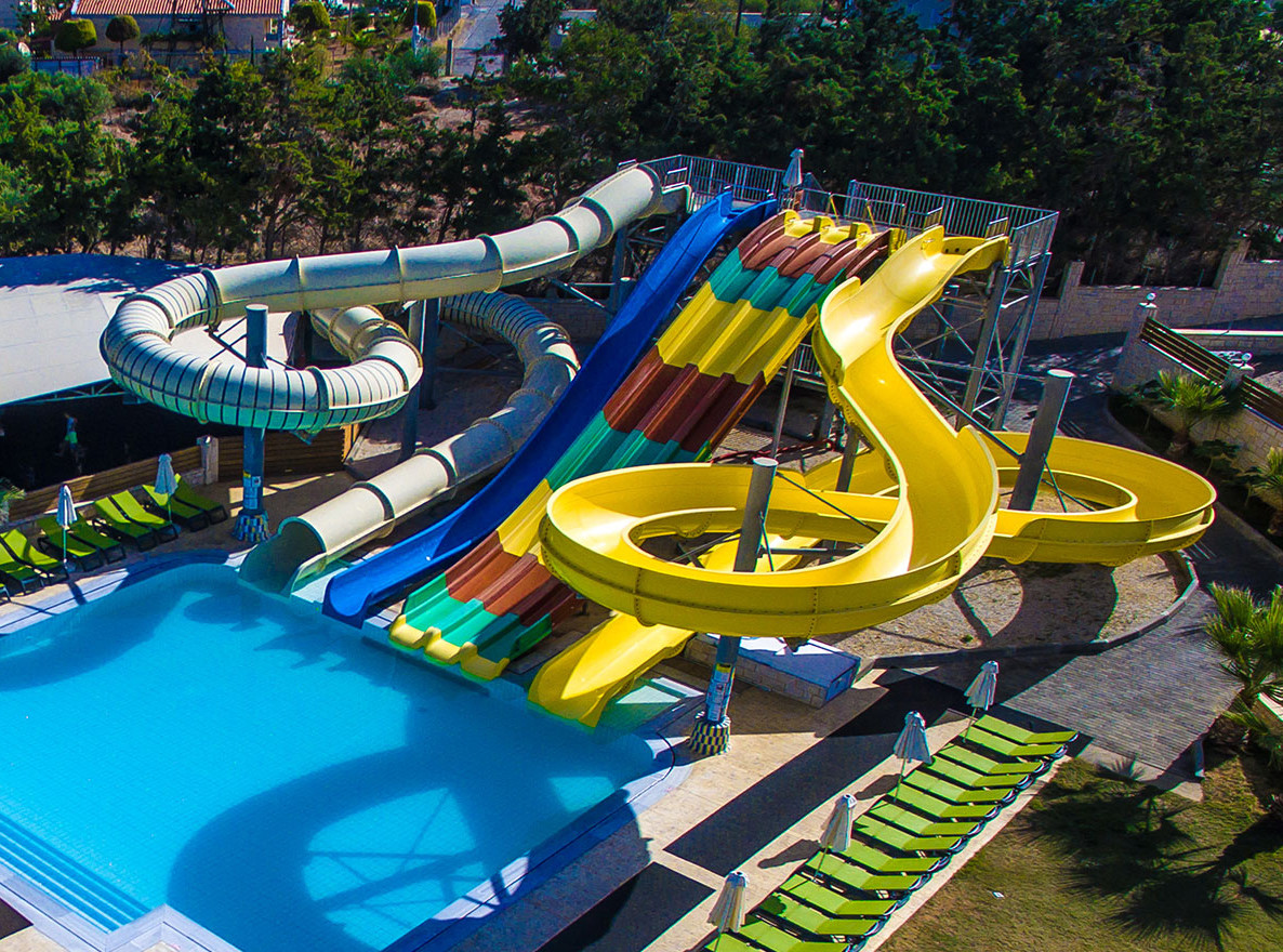 3 Meters High Open Body Slide, Green And Yellow Swimming Pool Slide