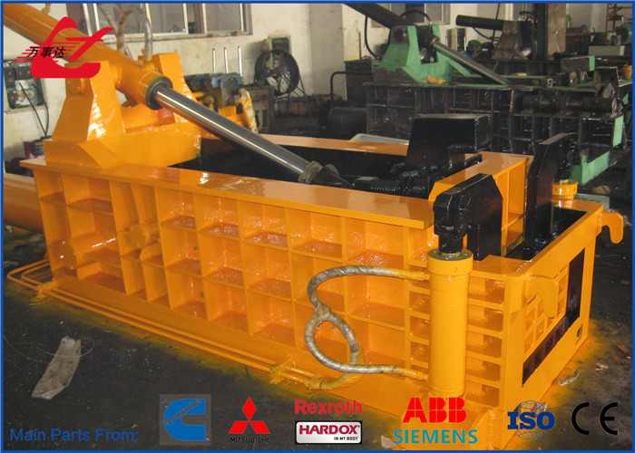 Forwarder Out Model Metal Scrap Baling Machine 1450 X 600 X 600mm Press Room Size