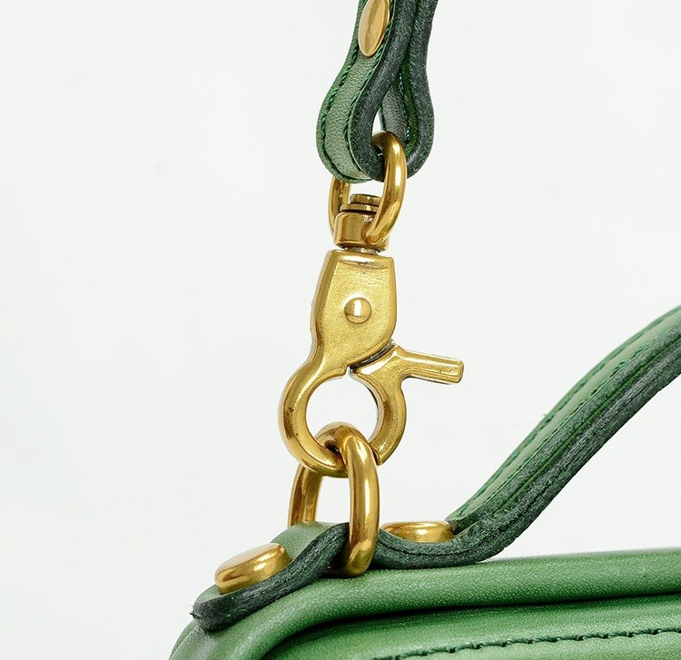 Doctor Red Vegetable Tanned Retro Full Grain Leather Handbags