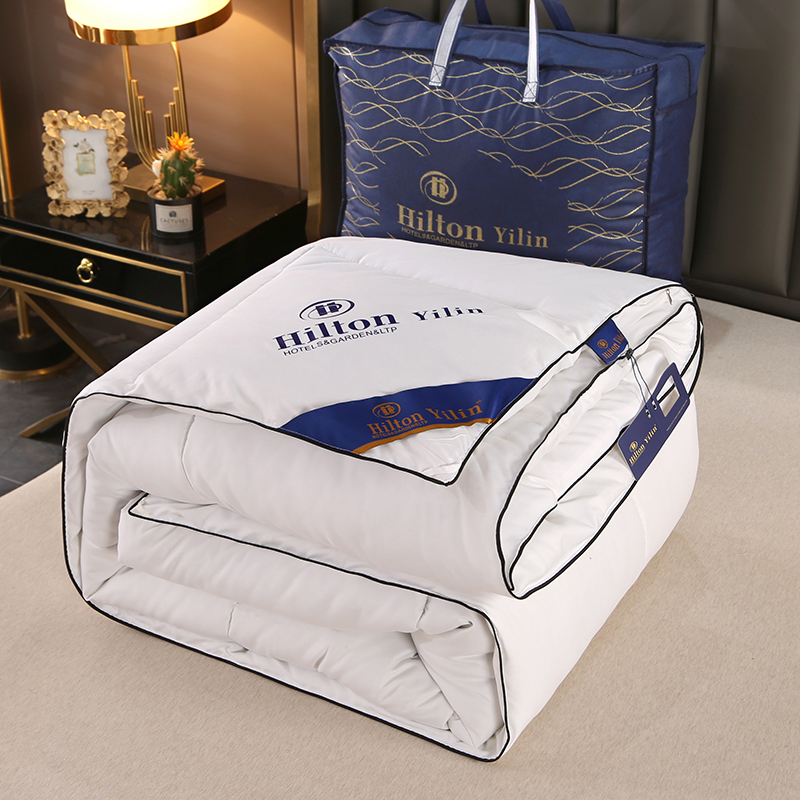 Custom Size Sustainable Hilton Hotel Textile Quilt Duvet Bedding with 100% Polyester