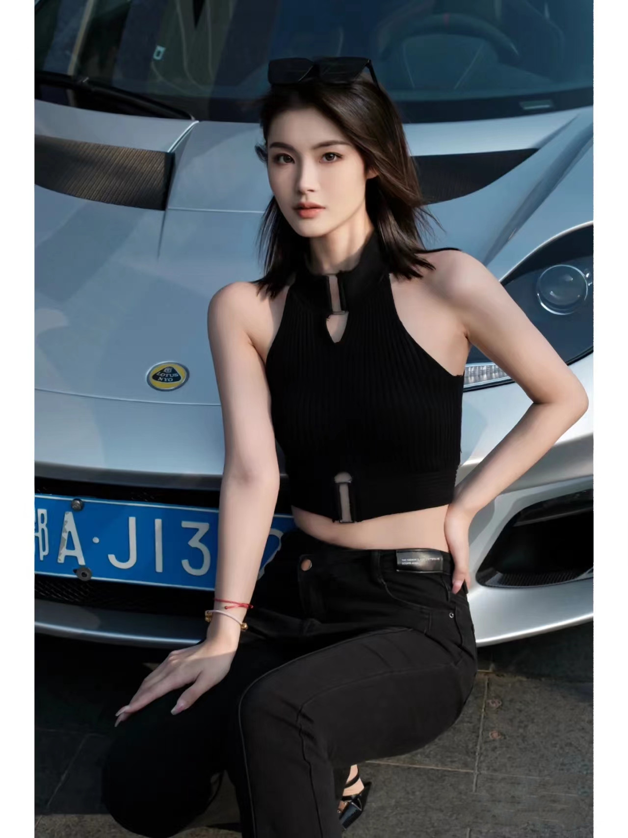 Lotus Eletre R 15.1" LCD Meter Adult Electric Vehicle with 15 Speakers 11 Exterior Cameras and AR-HUD Charging Pile